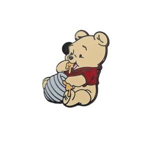 2008 Winnie the Pooh Baby Bear Eating Honey Pot Disney Trading Pin